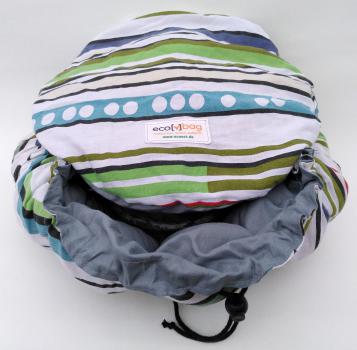 ecobag - roter Faden zwischen grün-blau-weißen Streifen